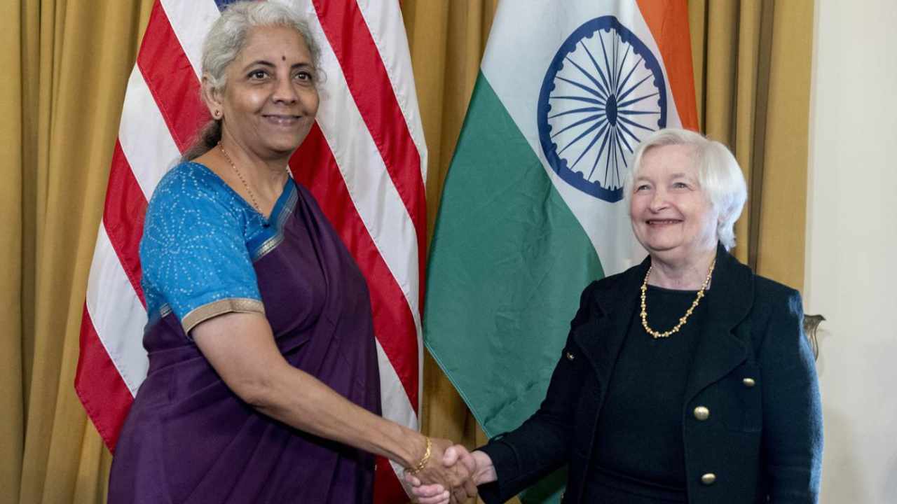 وزیر خزانه داری ایالات متحده و وزیر دارایی هند در مورد مقررات رمزنگاری بحث می کنند