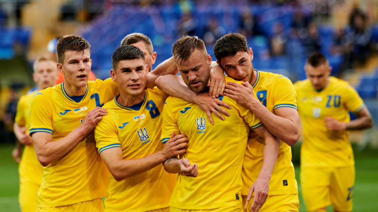 صرافی ارزهای دیجیتال برای حمایت مالی از تیم ملی فوتبال اوکراین