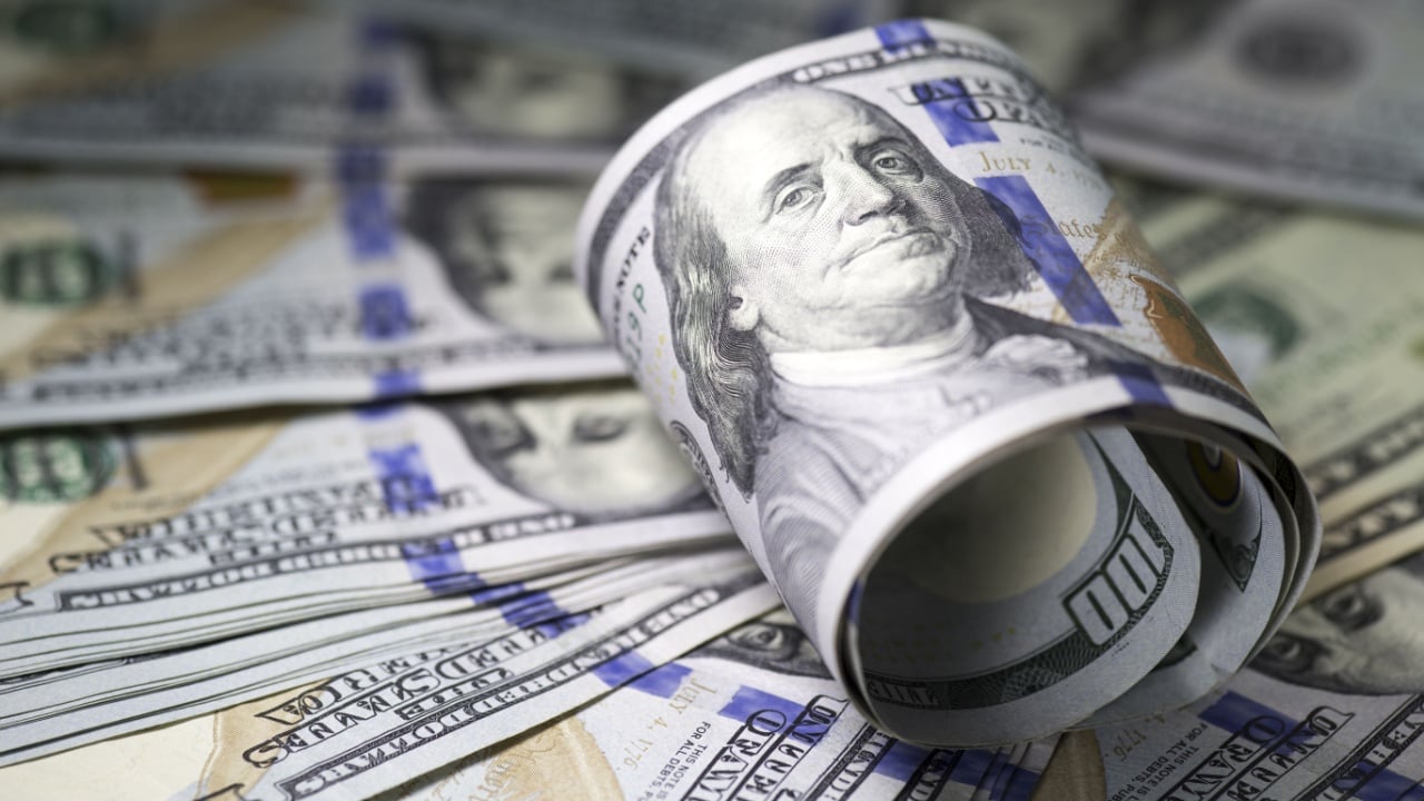 مورگان استنلی: دلار آمریکا رقیب معتبری ندارد.  وضعیت ارز را برای ماندگاری رزرو کنید